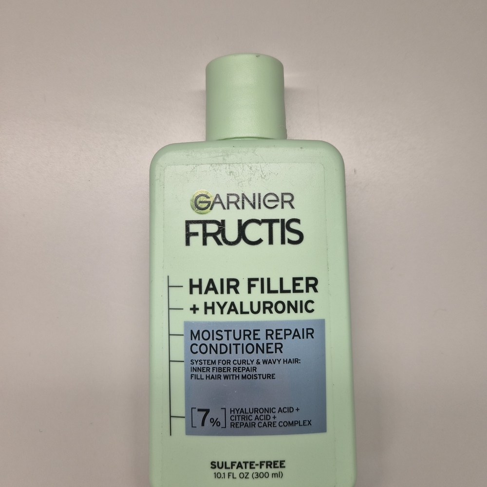 Garnier Fructis Hair Filler + Hyaluronic Conditioner